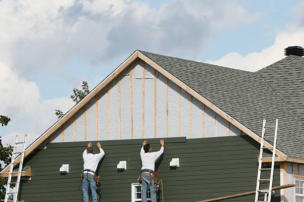 Professional Siding technician working in Centerville, MN